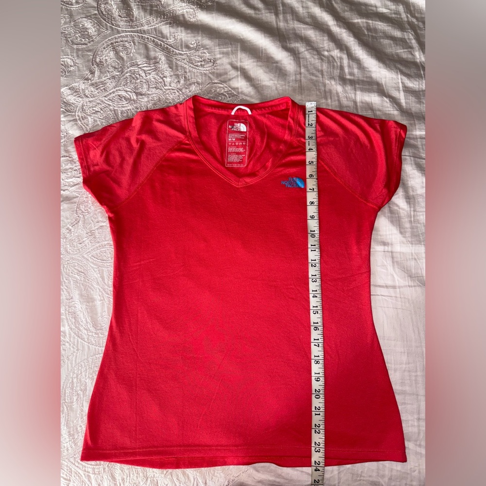The North Face Red Orange FlashDry Workout Top Size M - Picture 4 of 8